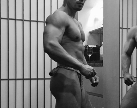 bald pussy onlyfans pretty pics