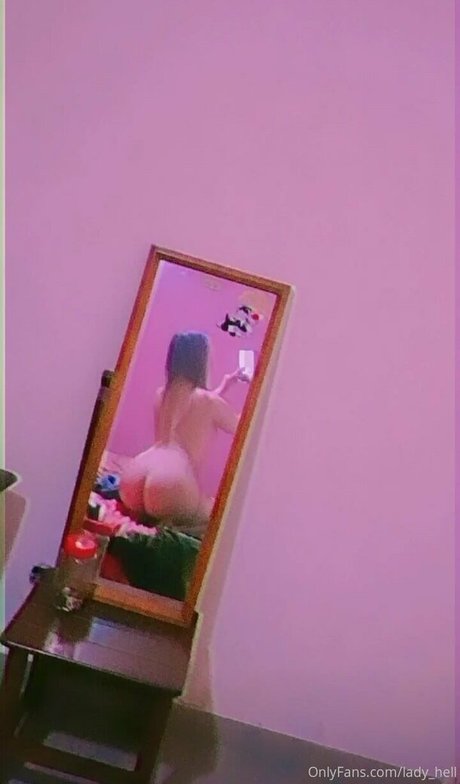 lady hell exclusive model picture