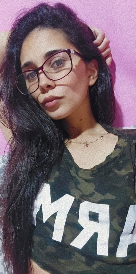 queenvcsext model adult img