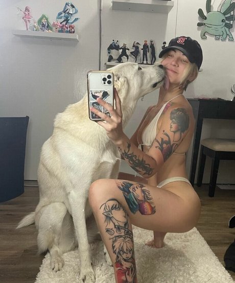 Layni Baby top pornstar photo