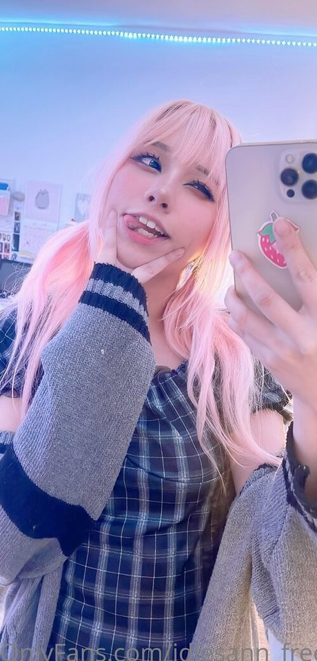 idlesann free beautiful pornstar picture