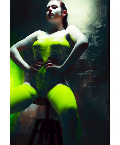 Depop Wins pornstar nice photos