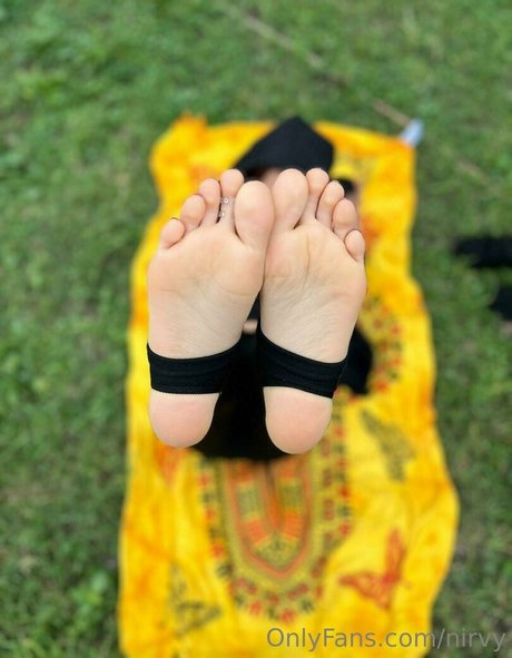 Nirvy model hd picture