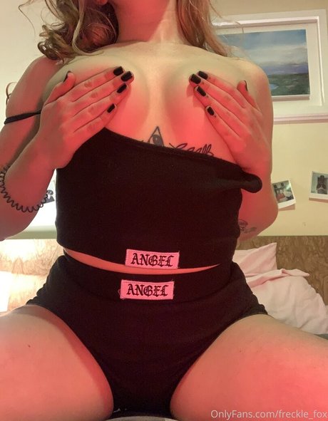 freckle fox hd model picture