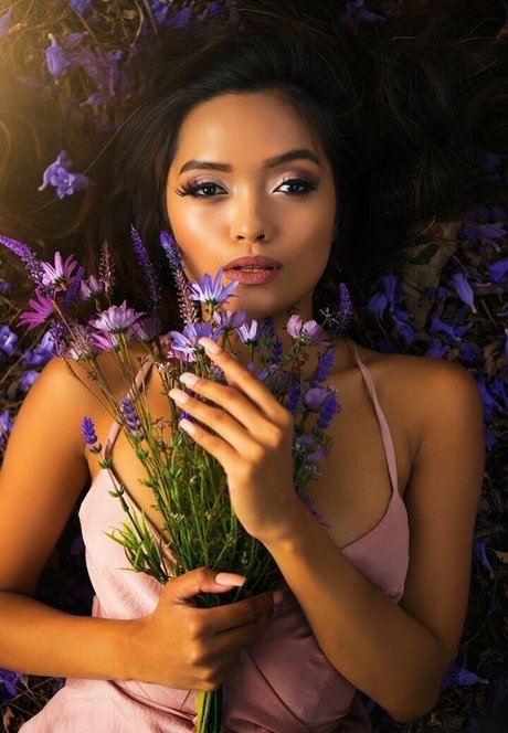 Abbibunnz pornstar top picture