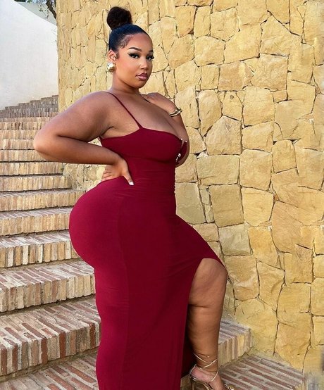 MissAssi high quality actress pics