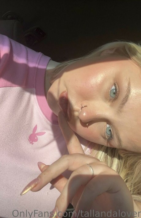 Winona Hauser pretty star picture