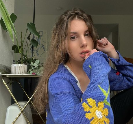 Josiexmoon adult star pics