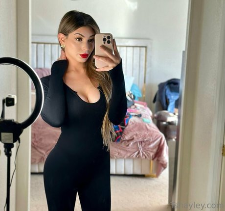 tshayleybaby model exclusive pictures