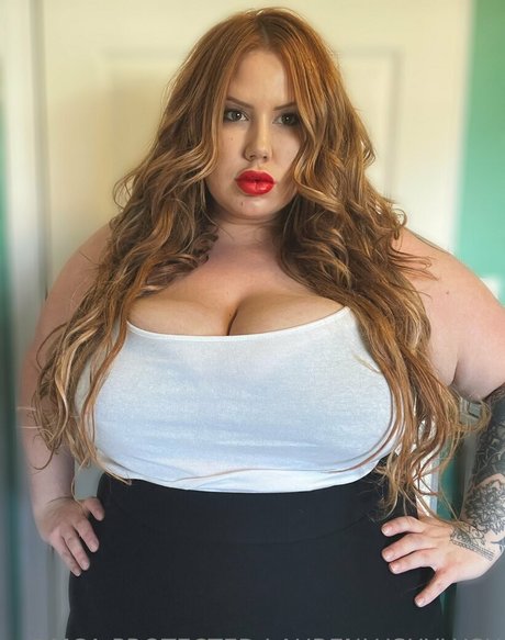 laurenlushylush art actress photos