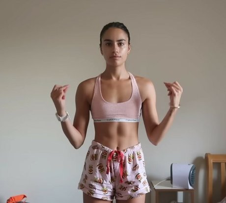 Imogen Russell exclusive actress picture