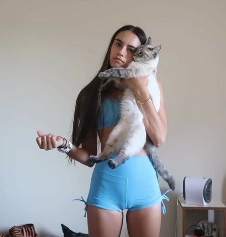 Imogen Russell perfect star pics