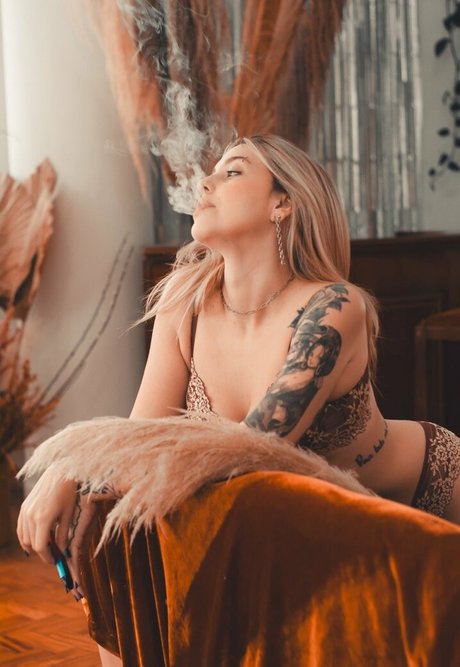 petite brunette onlyfans beautiful naked images