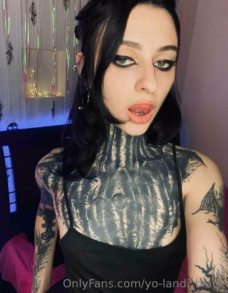 yo landi black beautiful model images