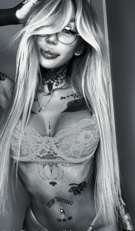 blondebeautyyulia art star pictures