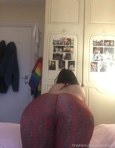 Inztantcrush hot actress galleries