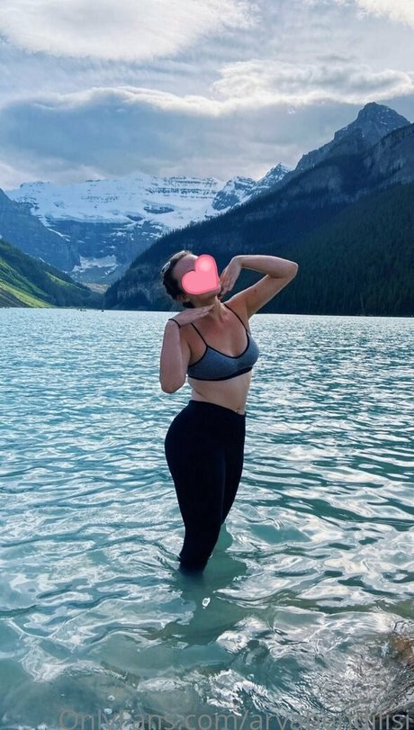 aryabendilisi pornstar high quality picture