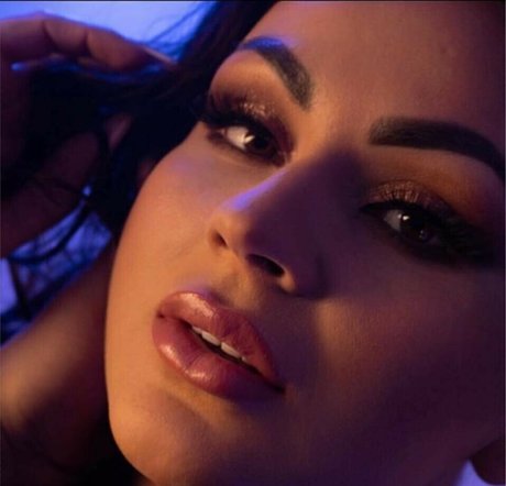 Michalka Secret top star image