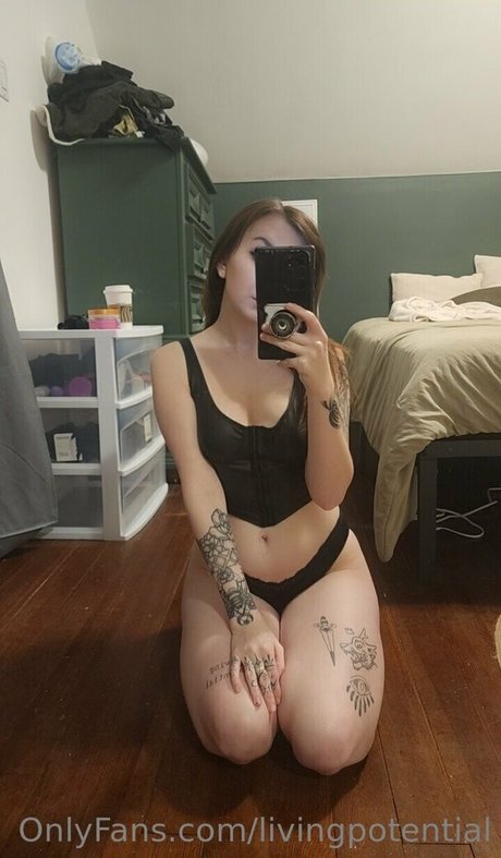 livingpotential model best photo