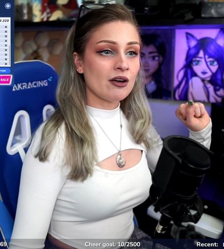 IceTokki perfect pornstar gallery