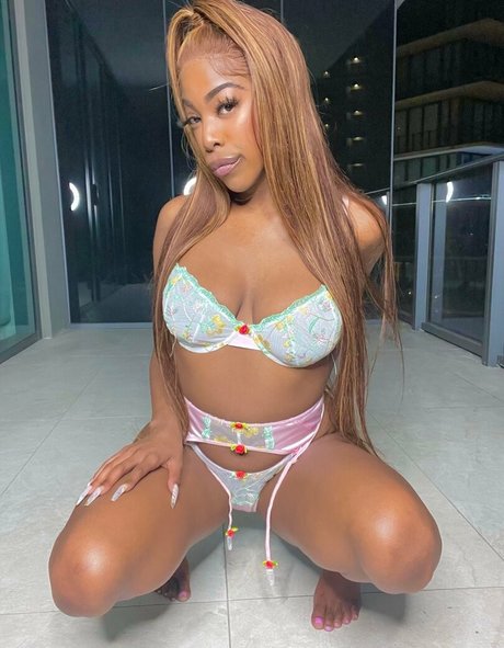 babygirlnaomii hd model pictures