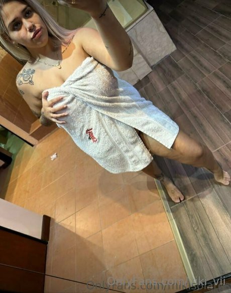 viki vii beautiful model gallery