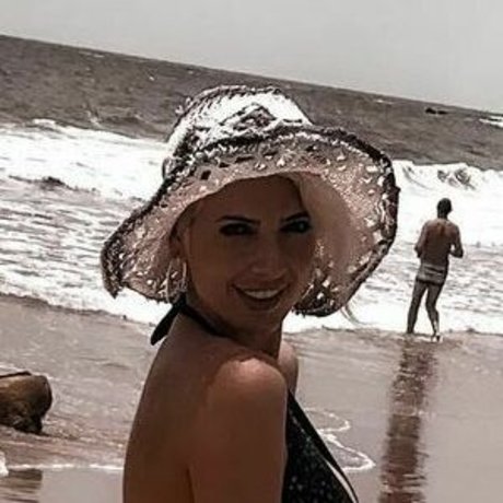 Tamara Bella exclusive pornstar pic