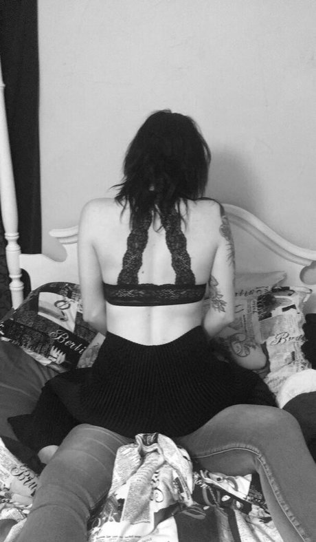 doing peachy exclusive actress photos