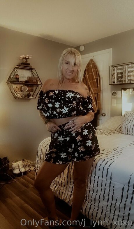 j lynn xoxo pretty actress gallery