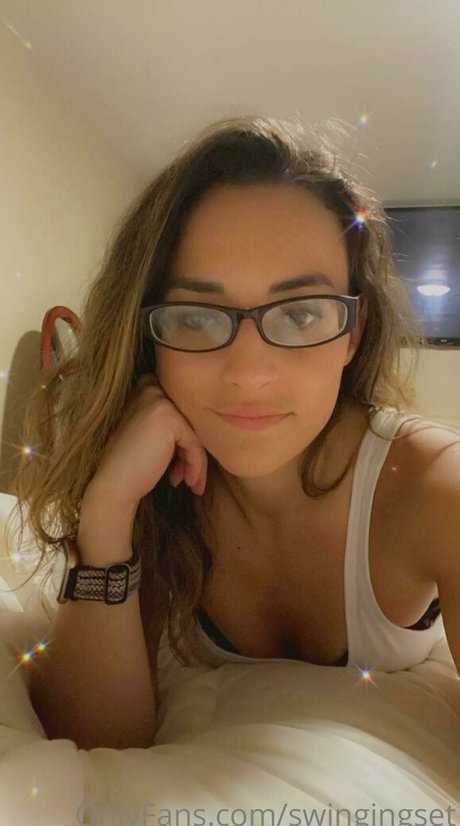 swingingset star art photo