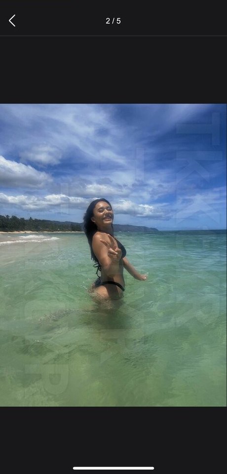 Chellchee model pretty photos