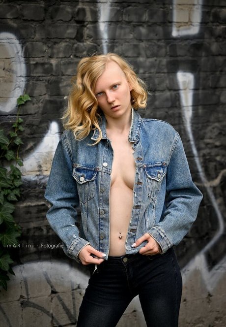 breaking cj xxx star picture