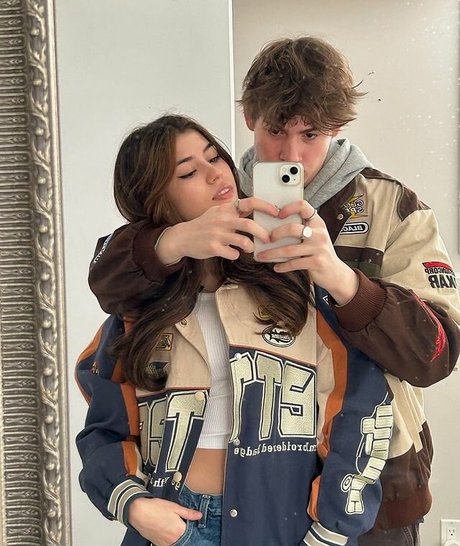 huge cock shemale onlyfans sexy nudes pic