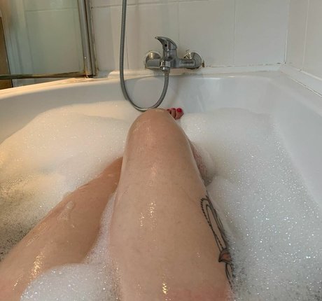 Della M pornstar pretty pic