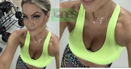 Renata Fan star sex img