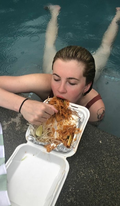 Ireland Baldwin top actress photos