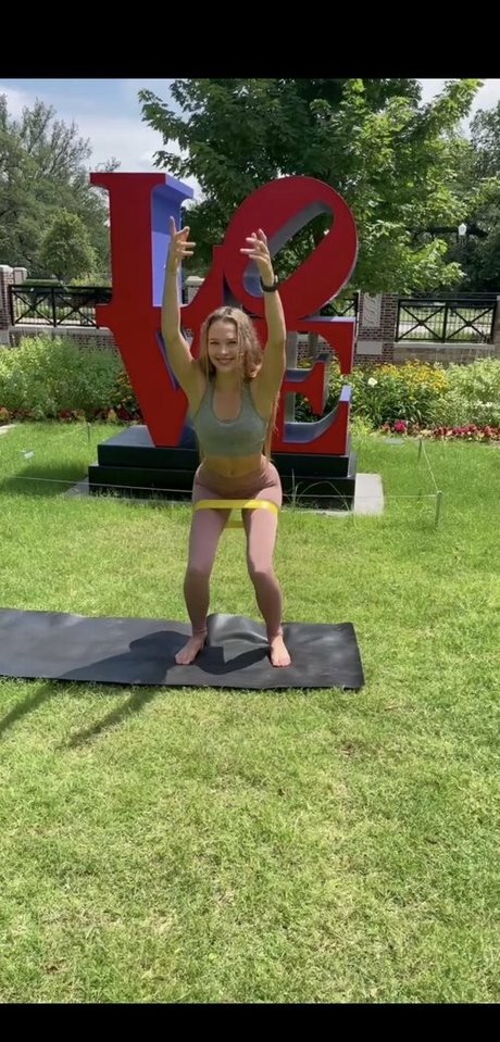 flowwithsky hd pornstar pic