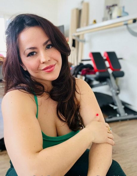 cupofjoewithmoe nude actress picture