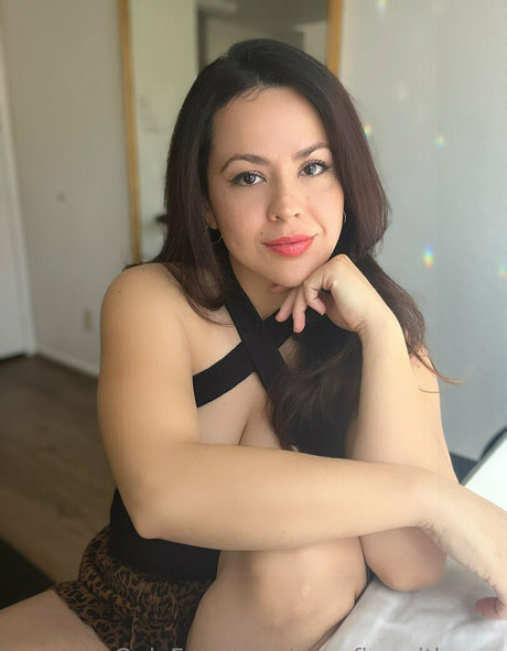 cupofjoewithmoe model perfect picture