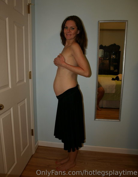 hotlegsplaytime model xxx pic