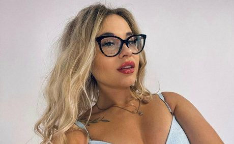 heheh0 nudes pornstar photos