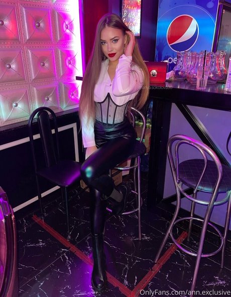 ann exclusive star best pics