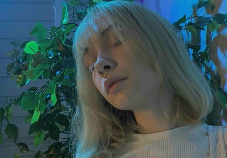 tiny tyan pornstar sex gallery