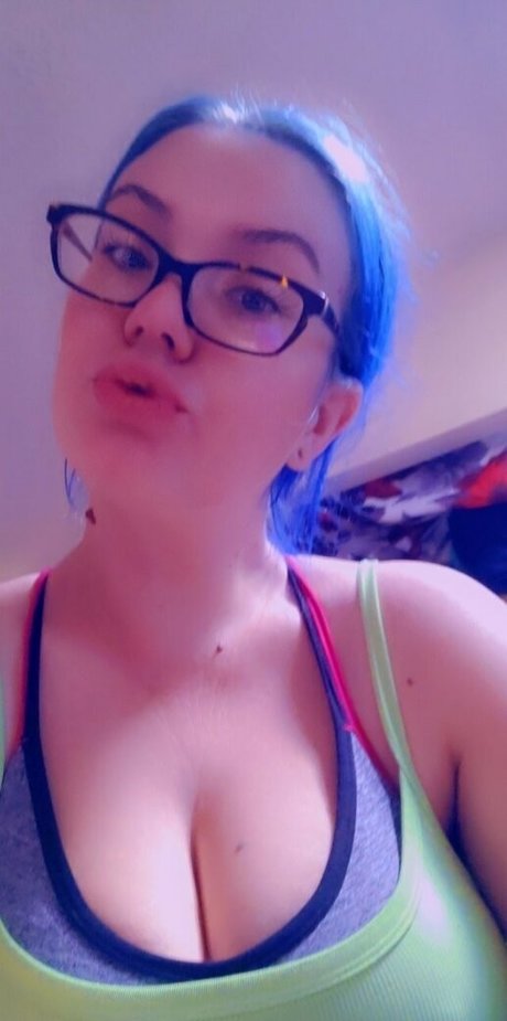 blubodygloss pornstar perfect photos