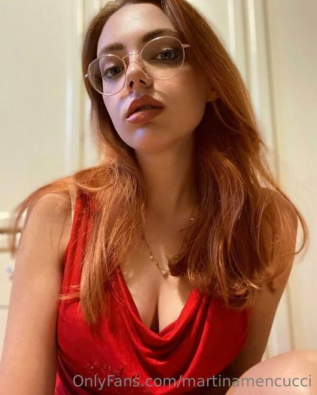 martinamencucci star nude pictures