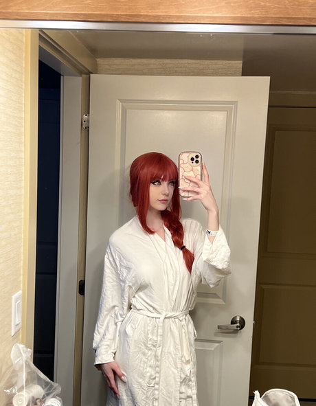 emiki28 erotic pornstar picture