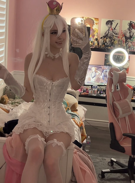 emiki28 sexy model gallery