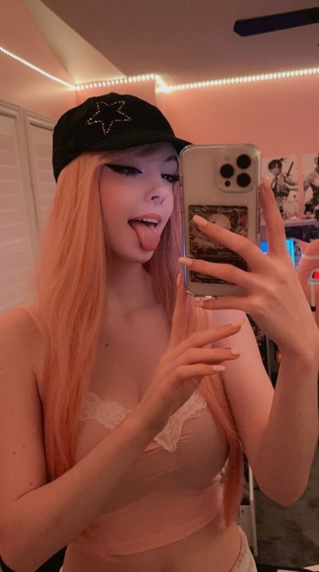 emiki28 nude model picture