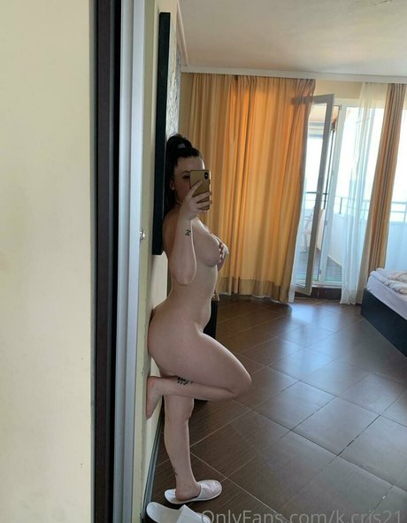 k cris21 erotic actress image