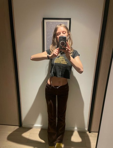 Dasha Nekrasova model top gallery